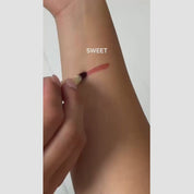 SCULPT+STAIN Lip Liner Marker: Saucy