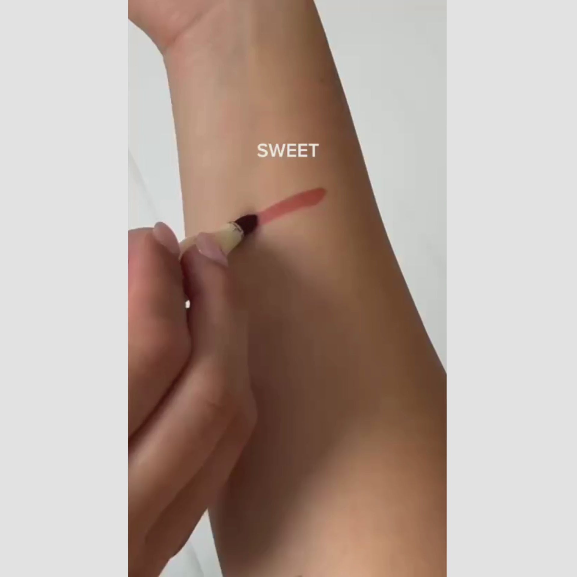 SCULPT+STAIN Lip Liner Marker: Saucy